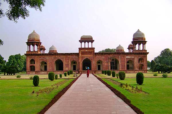 Agra