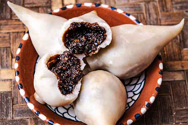 Yomari